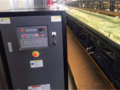風電葉片模具溫度控制機，「歐能機械」自適應(yīng)模糊PID控制系統(tǒng)
